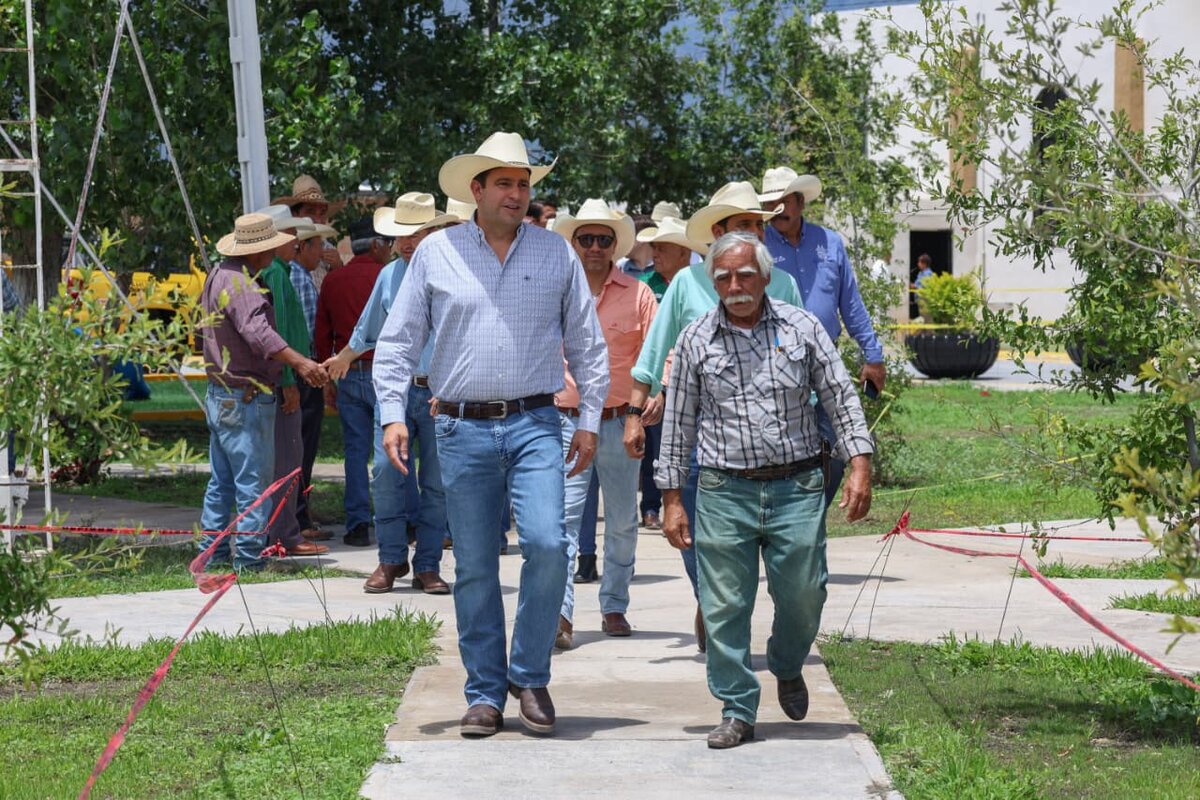 Mejoran plaza San Juan para beneficio de las  familias rurales