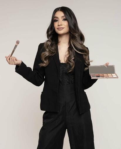 De tutoriales a éxito: la pasión de Evelyn Solis por el maquillaje