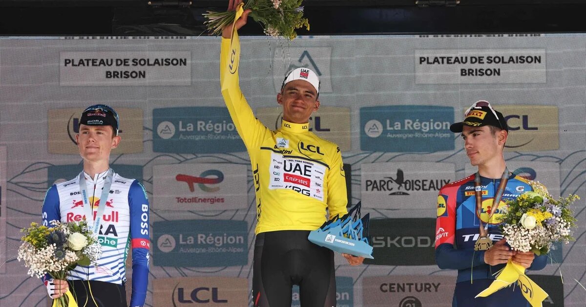 Isaac Del Toro conquista el Tour de Auvernia Ródano Alpes