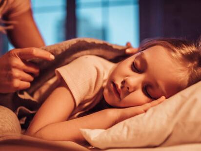 Errores comunes que cometes al dormir según tu edad