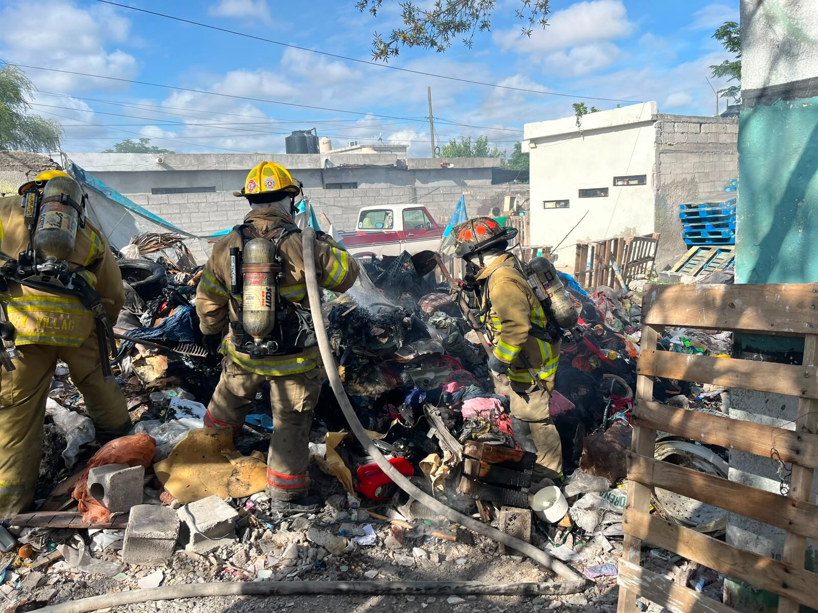Incendio en vivienda moviliza a Bomberos en Tierra y Libertad