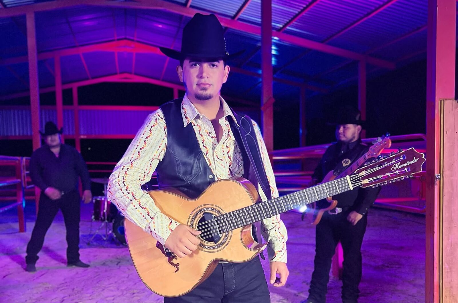 Marco Marroquín en cartelera oficial de Astro Feria Rosita