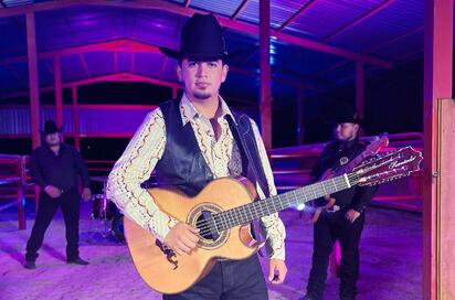 Marco Marroquín en cartelera oficial de Astro Feria Rosita