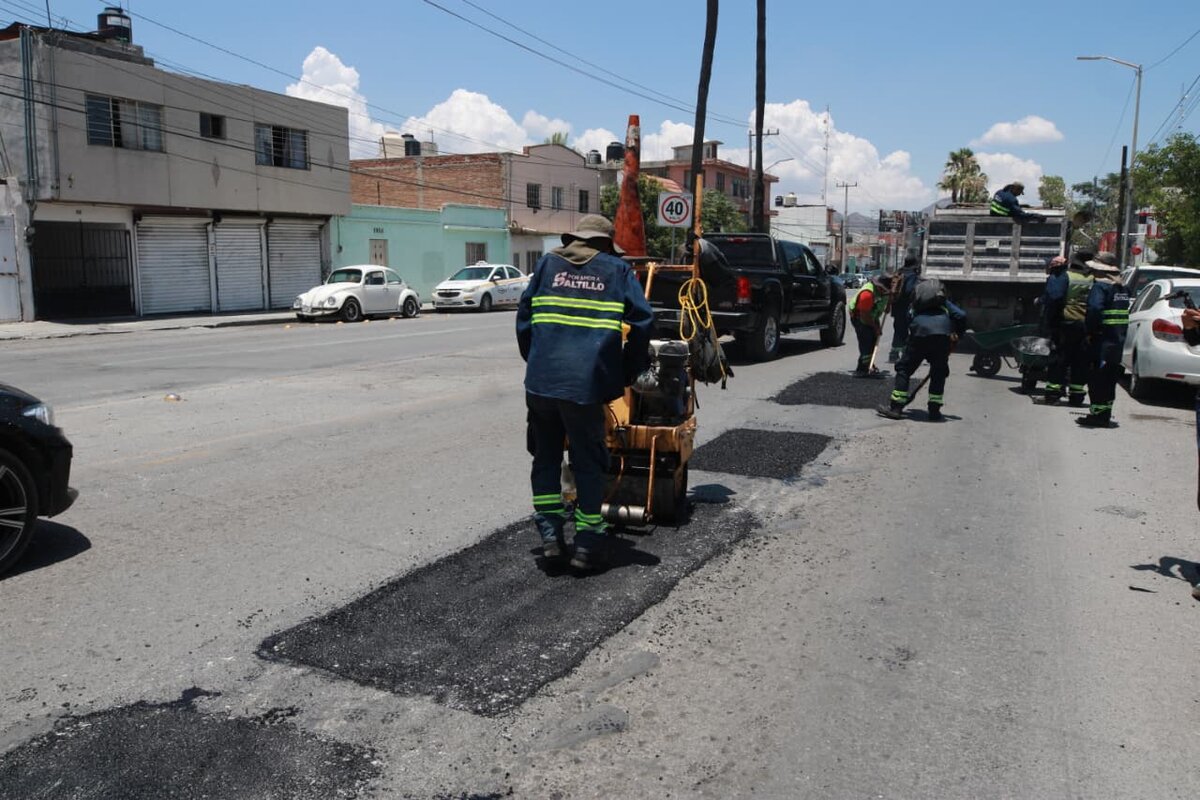 Mejoran vialidades en Lomas de Lourdes y Hacienda El Cortijo