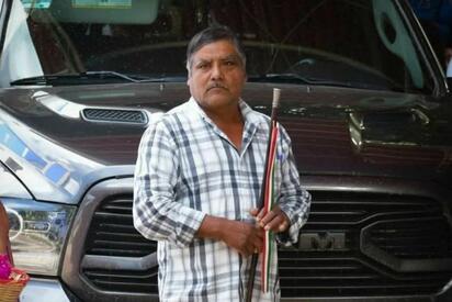 La Fiscalía de Oaxaca investiga el asesinato del exalcalde Carlos Orocio y su hijo en San Juan Quiahije; autoridades comunitarias exigen justicia inmediata.