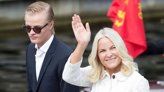 Condenan a hijo de princesa de Noruega a 4 años de prisión por violación