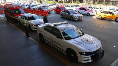 Turistas en shock: Precios exorbitantes de taxis en Monterrey