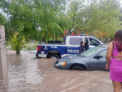 Lluvias que salen caras: cuando una calle inundada termina vaciando la cartera