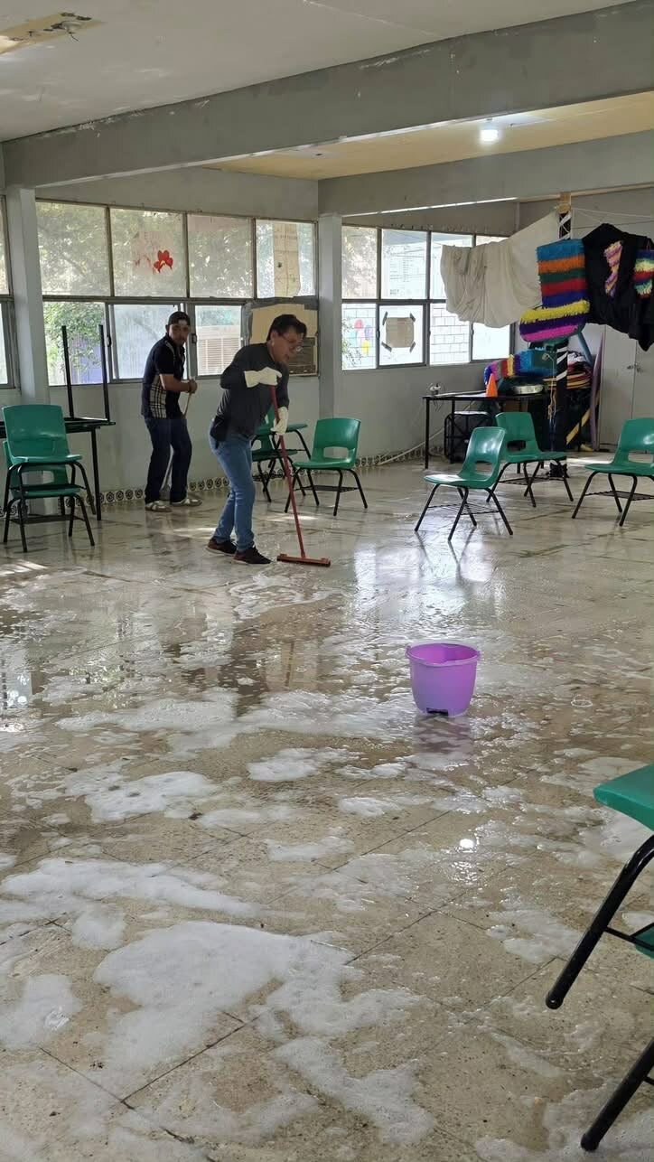 Continúan daños en calles López Mateos y Periodistas; afectan acceso a la Secundaria Benito Juárez