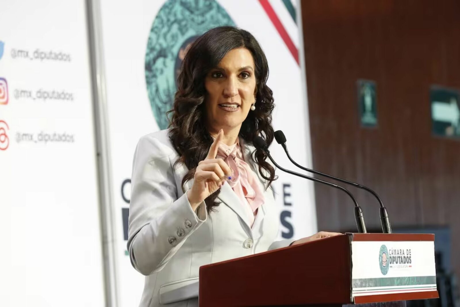 Kenia López pide defender la soberanía tras declaraciones de Trump