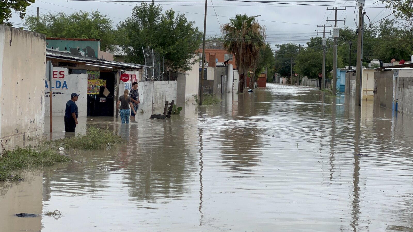 Sujeto aprovechó evacuaciones por inundación para saquear vivienda y es detenido 