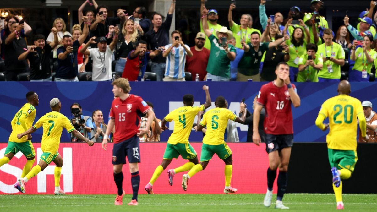 Sudáfrica rescata empate ante Chequia