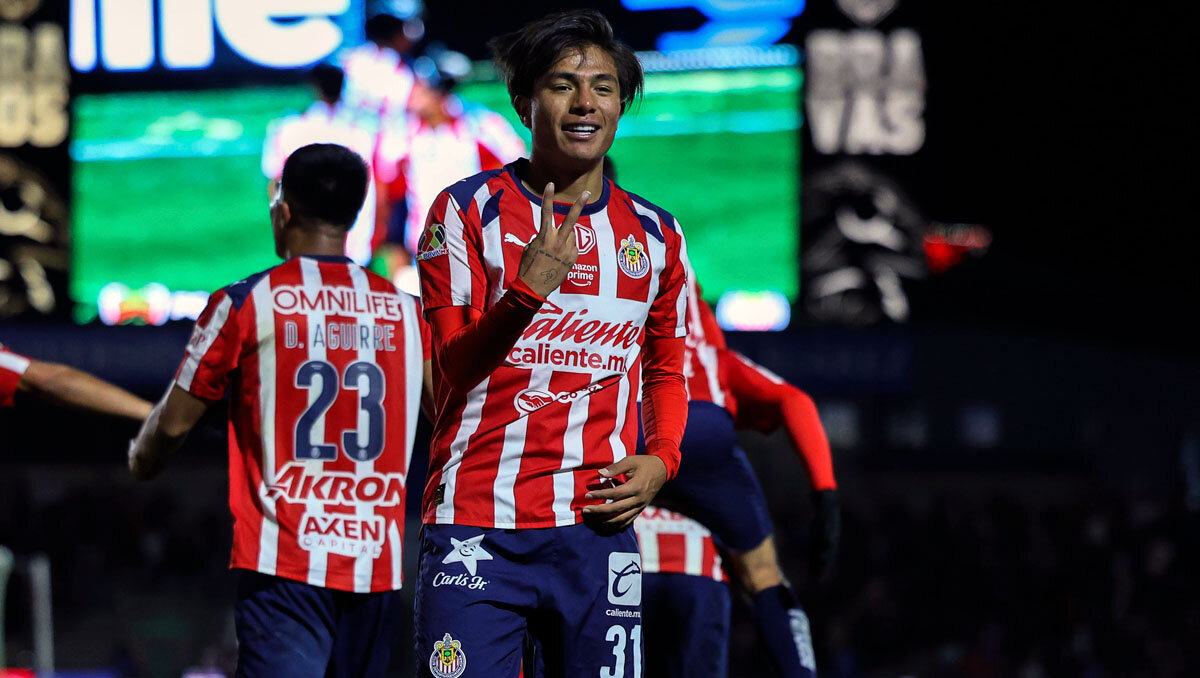 Chivas confirma la salida de Yael Padilla tras su despedida