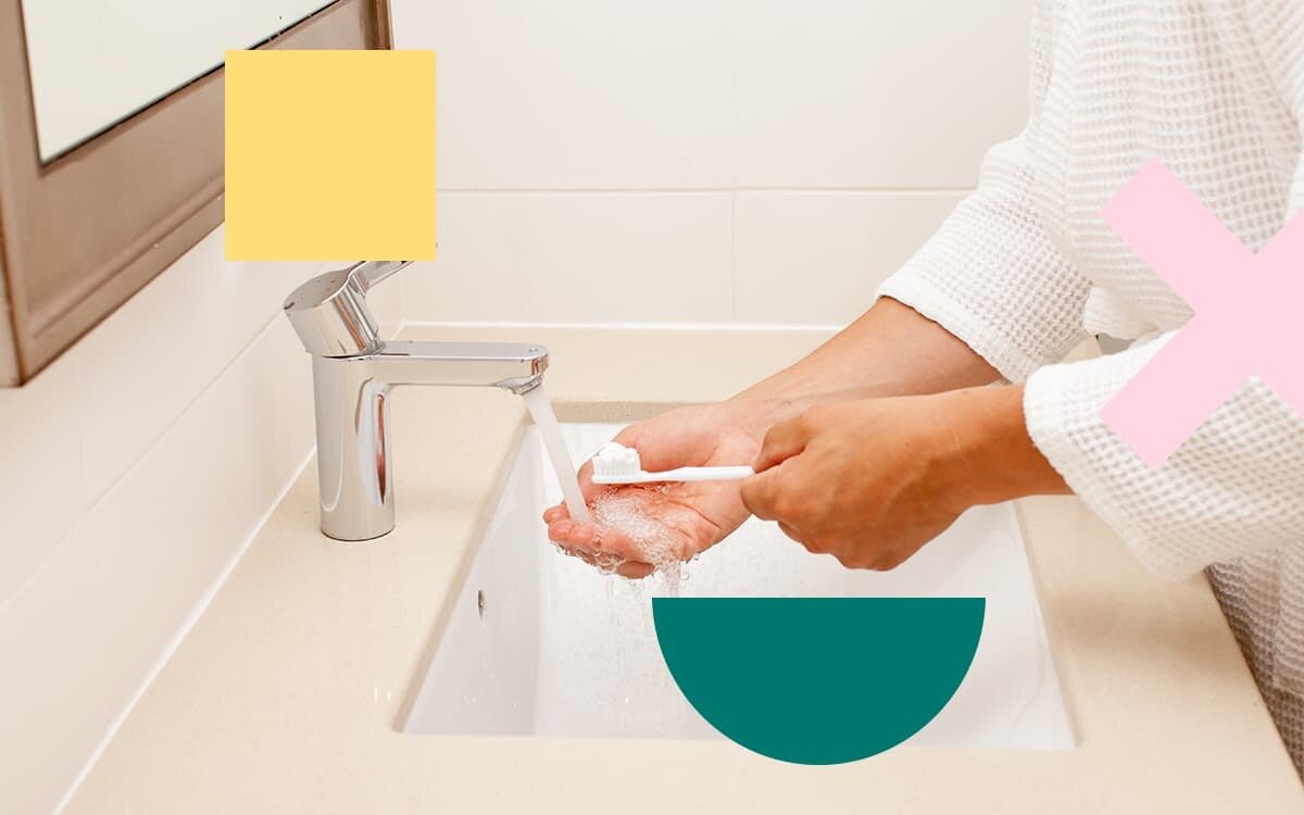 ¿Cómo desinfectar tu cepillo de dientes y evitar bacterias en tu boca?