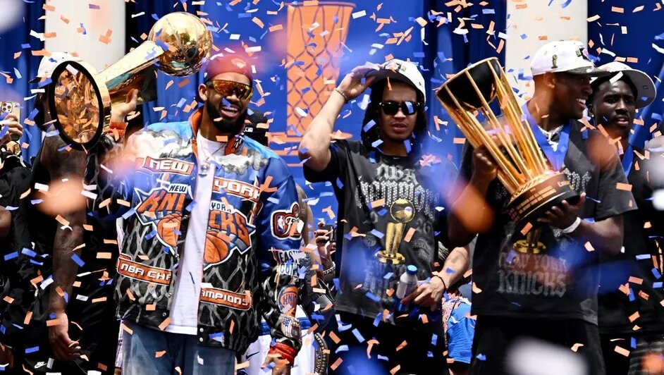 New York Knicks celebran su primer título NBA desde 1973 con multitudinario desfile