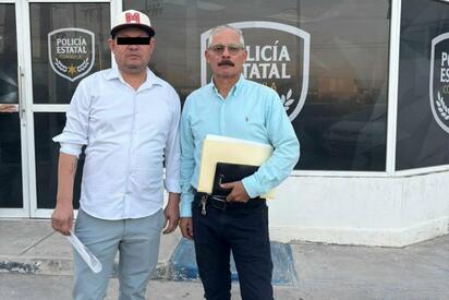 Abogado promovió recurso federal tras cumplimentarse orden de aprehensión.  Monclova, Coahuila.- Horas después de haber sido detenido por elementos