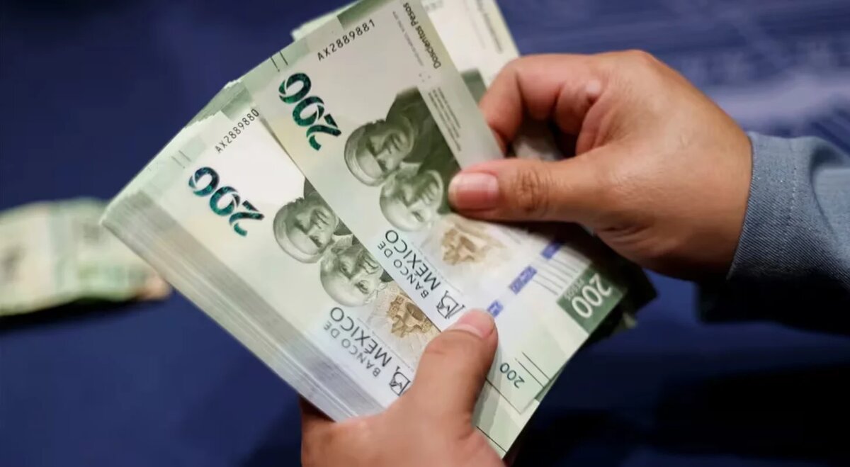 Intereses de deuda absorben más ingresos del gobierno mexicano