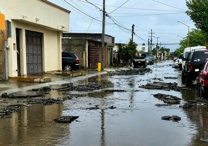 Lluvias dejan daños en vialidades de Los Cedros; municipio evalúa rehabilitación de calles afectadas