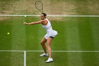 Sabalenka remonta ante Bartunkova y avanza a semifinales en Berlín