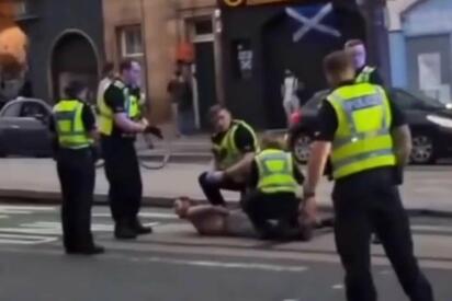 Cinco hombres resultaron heridos en presuntos ataques antimusulmanes en Edimburgo, lo que llevó a la detención de un sospechoso y a una investigación policial.