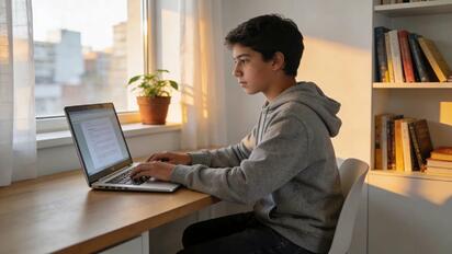 Noruega prohíbe el uso de IA generativa a niños de 6 a 13 años en escuelas