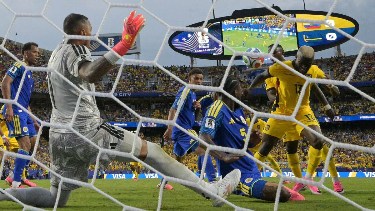 Ecuador empata sin goles ante Curazao y se complica en el Mundial