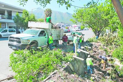 Intensifican mejoras en áreas públicas de Saltillo