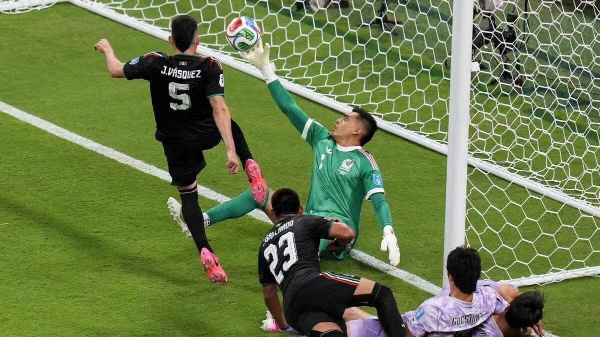 Javier Aguirre busca colocar a México en el top 10 mundial