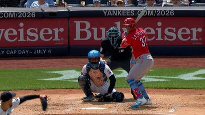 Chase Burns lanza joya y Rojos vencen 4-1 a Yankees en Nueva York