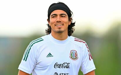 Erick Gutiérrez cerca de llegar a Santos en préstamo desde Chivas