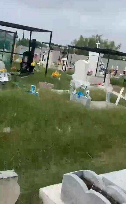 Denuncian daños en panteón de Villa de Fuente por falta de mantenimiento