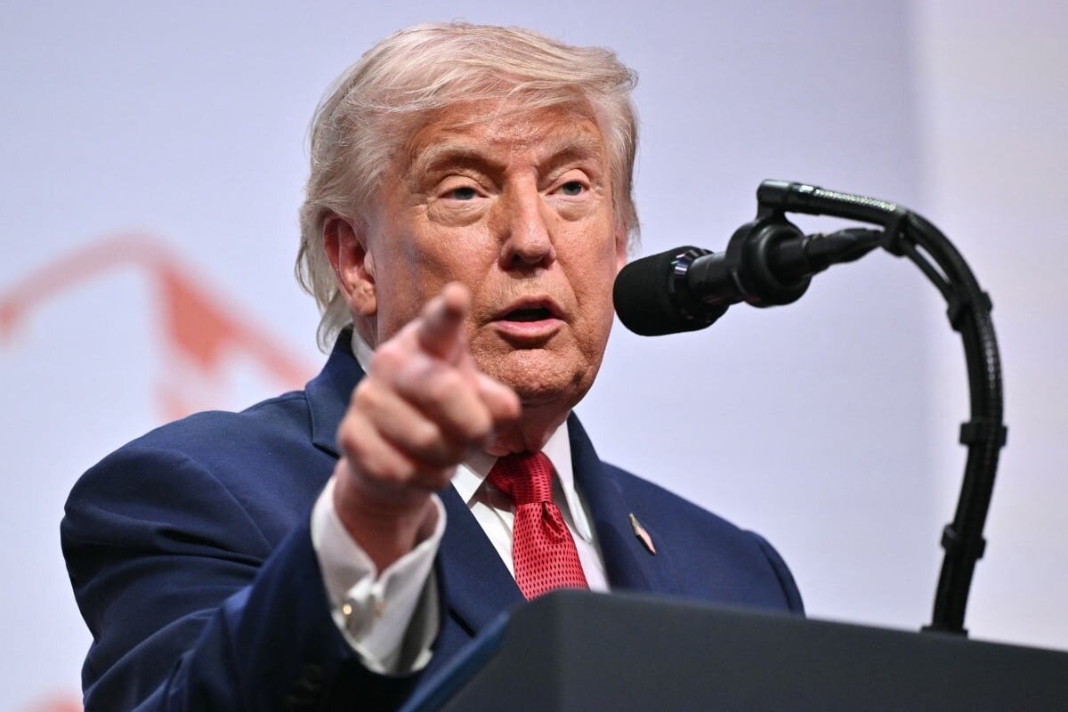 Donald Trump asegura que EU mantiene “control total” del estrecho de Ormuz