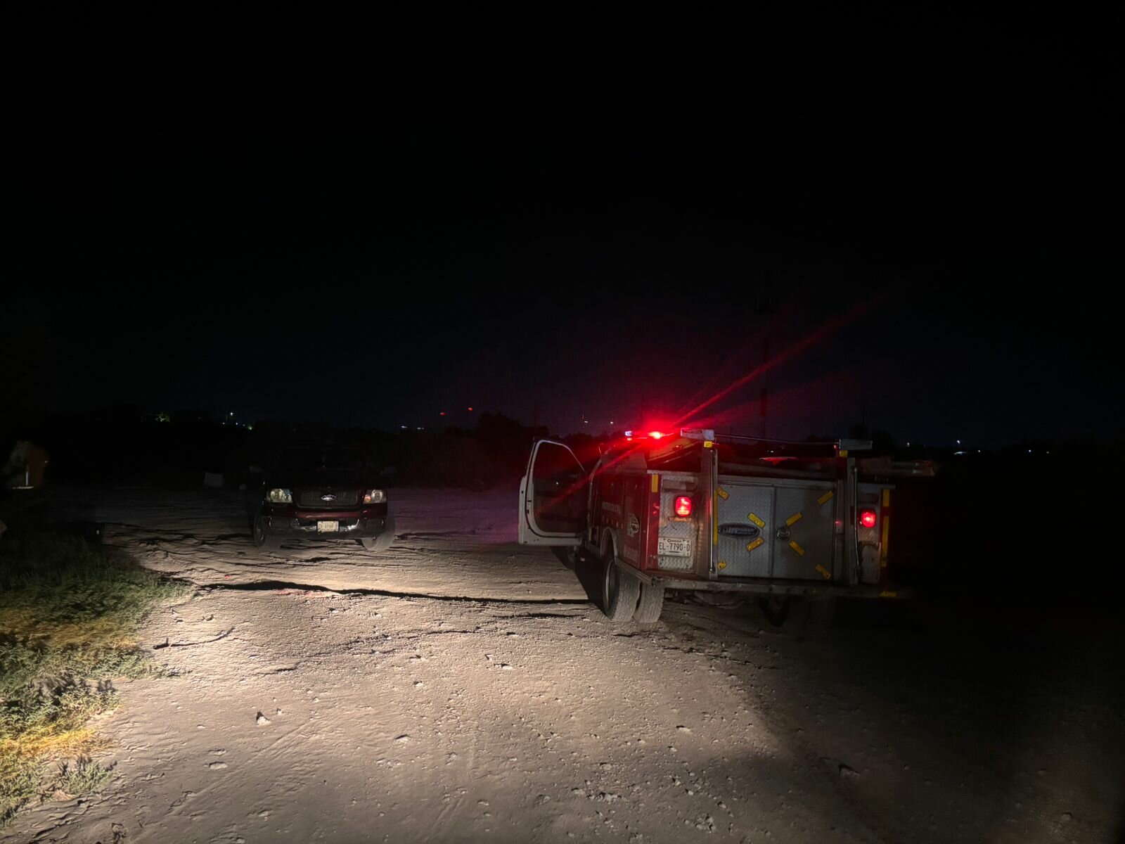 Moviliza reporte de incendio a bomberos y policías; todo quedó en una falsa alarma