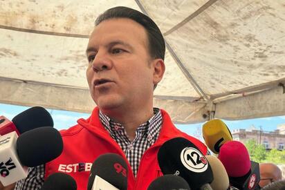 El gobernador de Durango, Esteban Villegas, aclaró que su visa estadounidense no fue retirada, sino que se encuentra en revisión consular tras un proceso