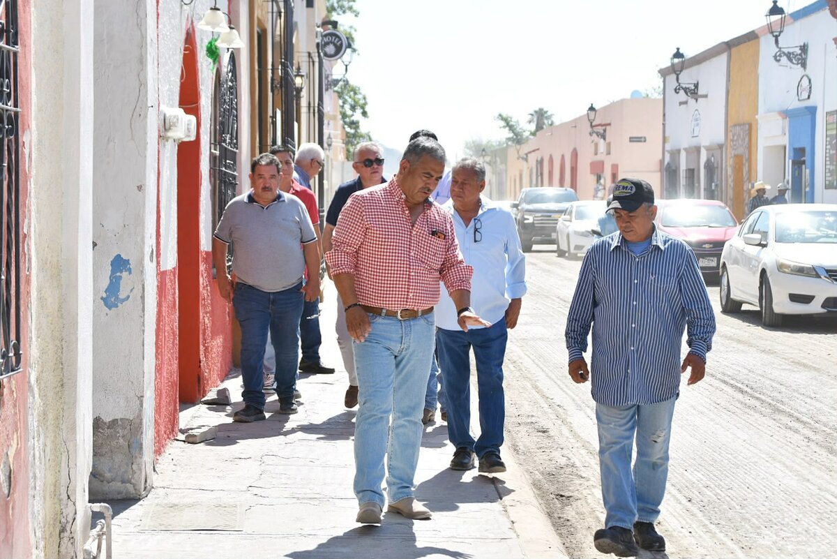 Víctor Leija Vega