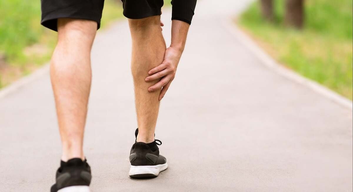El síntoma en las piernas que podría alertar que tu azúcar está fuera de control