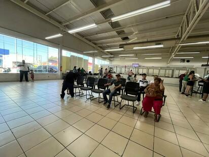 Facilitan regularización vehicular con convenios de pago y entrega anticipada de placas