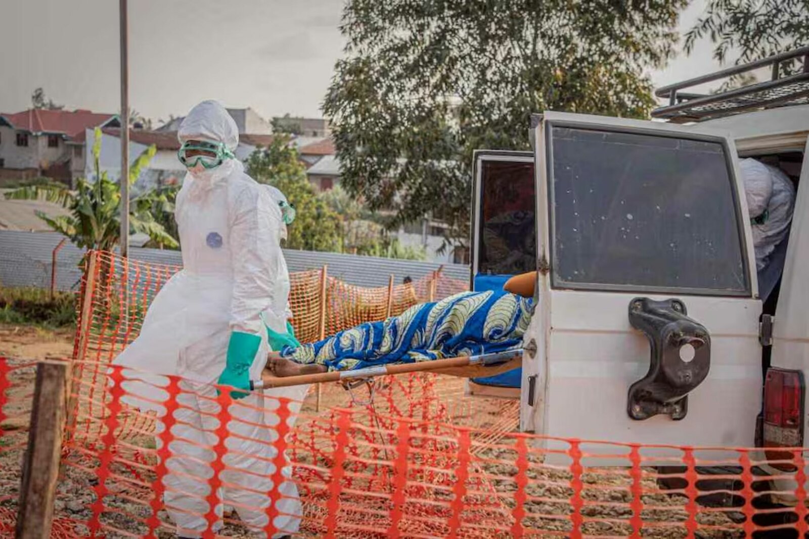 Brote de ébola se expande en África: Uganda registra casos confirmados