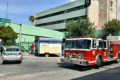 El conato de incendio se originó durante trabajos de soldadura.  MONCLOVA, COAHUILA.- Fuentes del Instituto Mexicano del Seguro Social (IMSS)