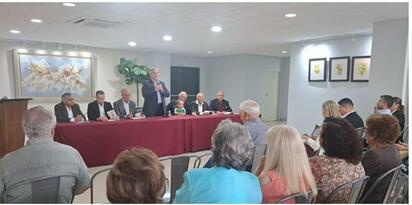 Presentan libro conmemorativo por el 176 aniversario de Piedras Negras
