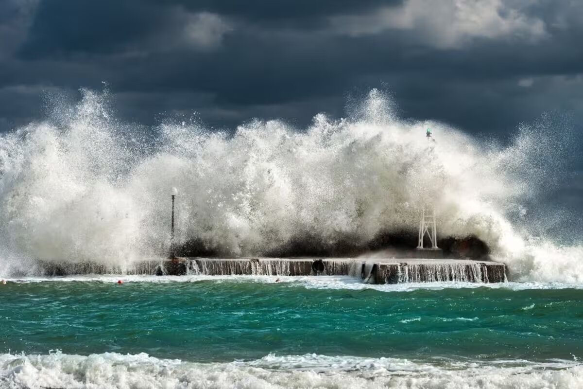 Venezuela descarta alerta de tsunami tras fuertes terremotos
