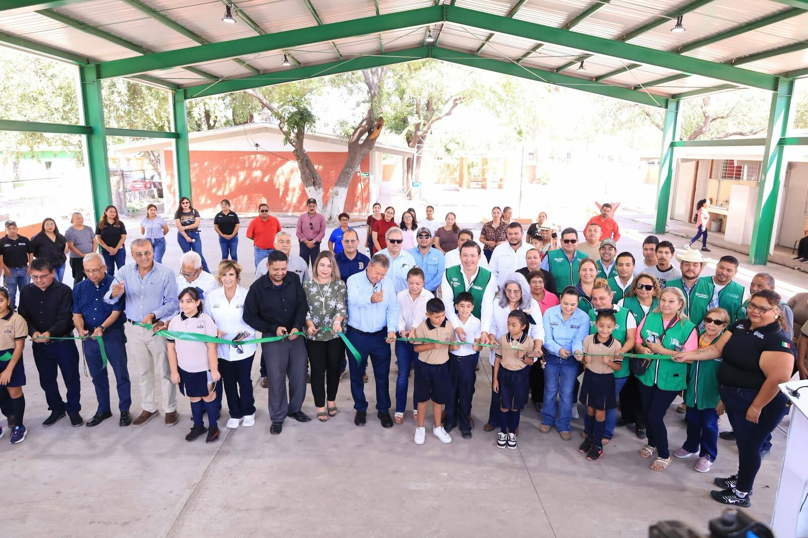 Invierten 2.8 millones en primaria Carlos A. Rovirosa de Nueva Rosita.