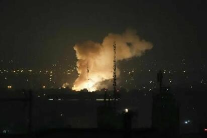 Irán anunció ataques contra posiciones estadounidenses en el Golfo tras nuevos bombardeos de Washington, aumentando la tensión militar en Medio Oriente.