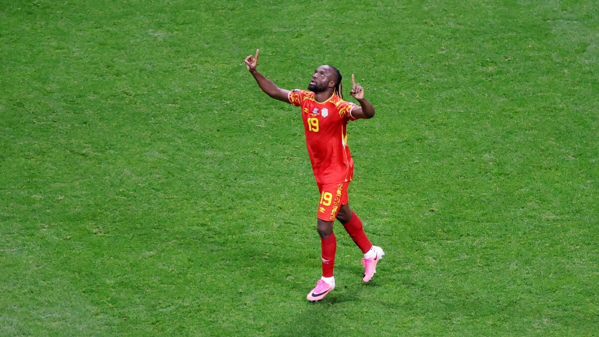 Congo remonta a Uzbekistán 3-1 y avanza a 16vos del Mundial