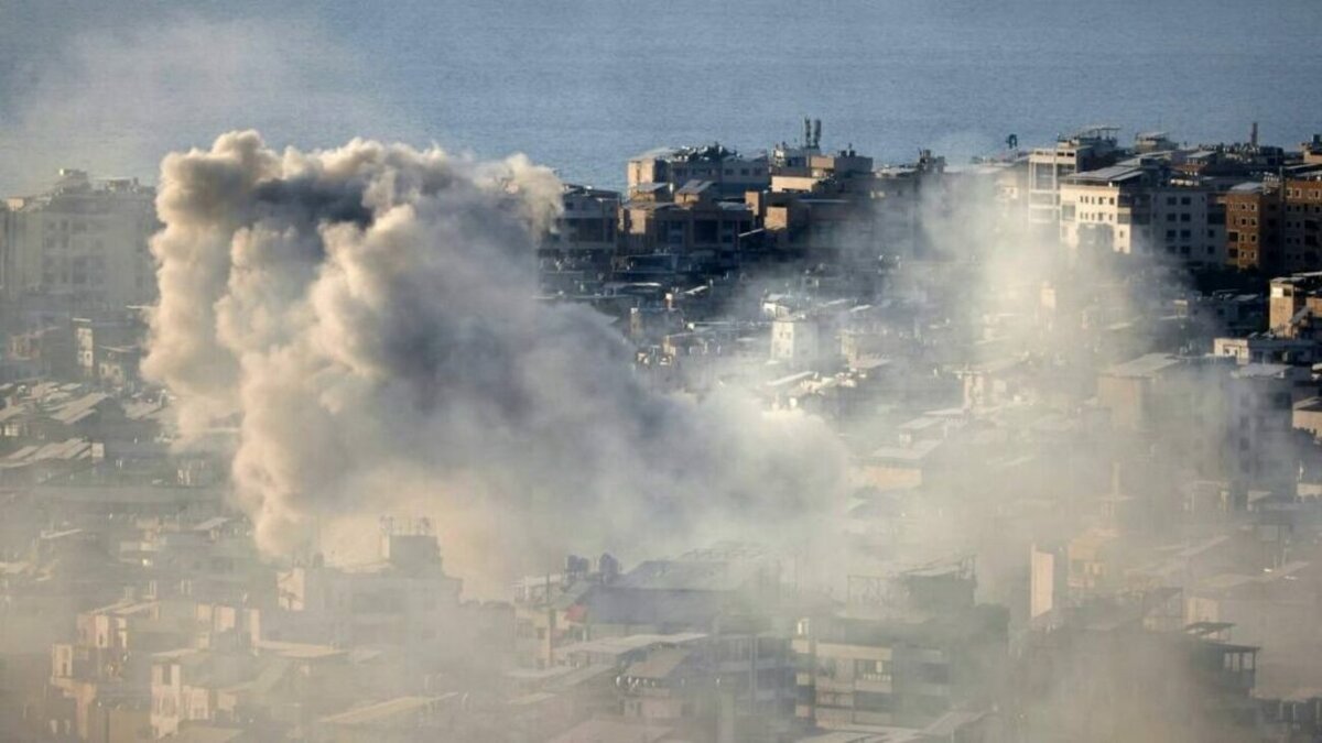 Irán ataca Baréin y Kuwait tras bombardeos de Estados Unidos