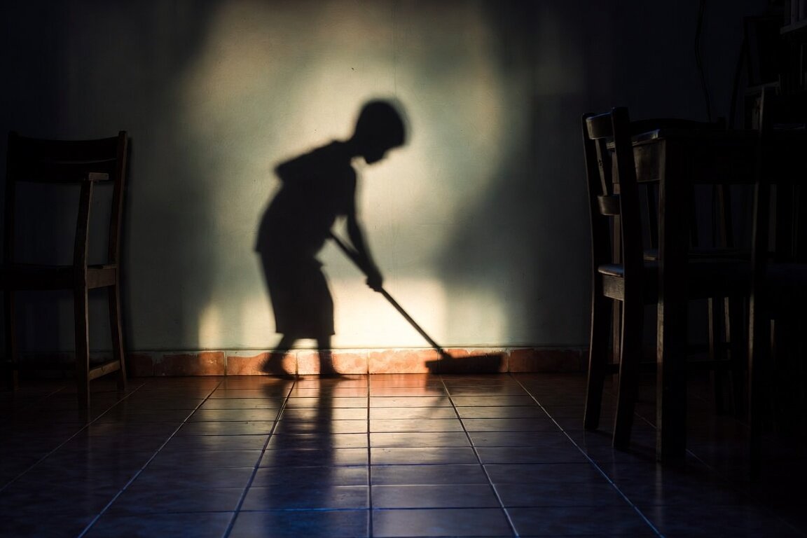 Fiscalía de Michoacán investiga explotación infantil en caso familiar