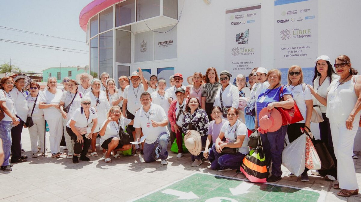 Sari Pérez impulsa espacios de recreación para adultos mayores de Frontera
