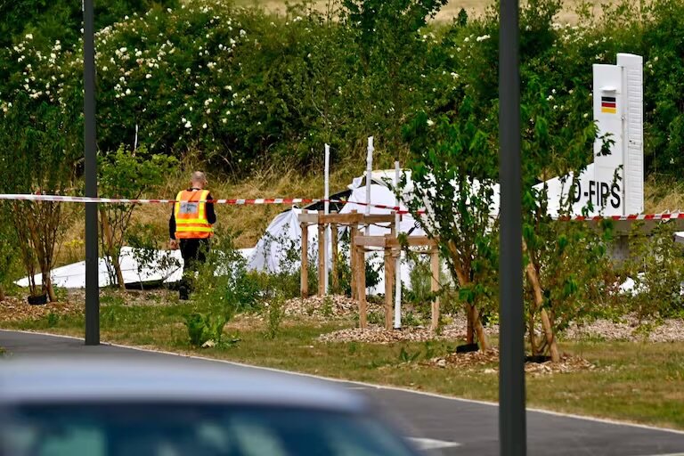 Avioneta de turismo se estrella en Francia, se reportan 11 decesos