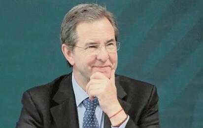 Sheinbaum propone a Esteban Moctezuma como embajador ante la UE