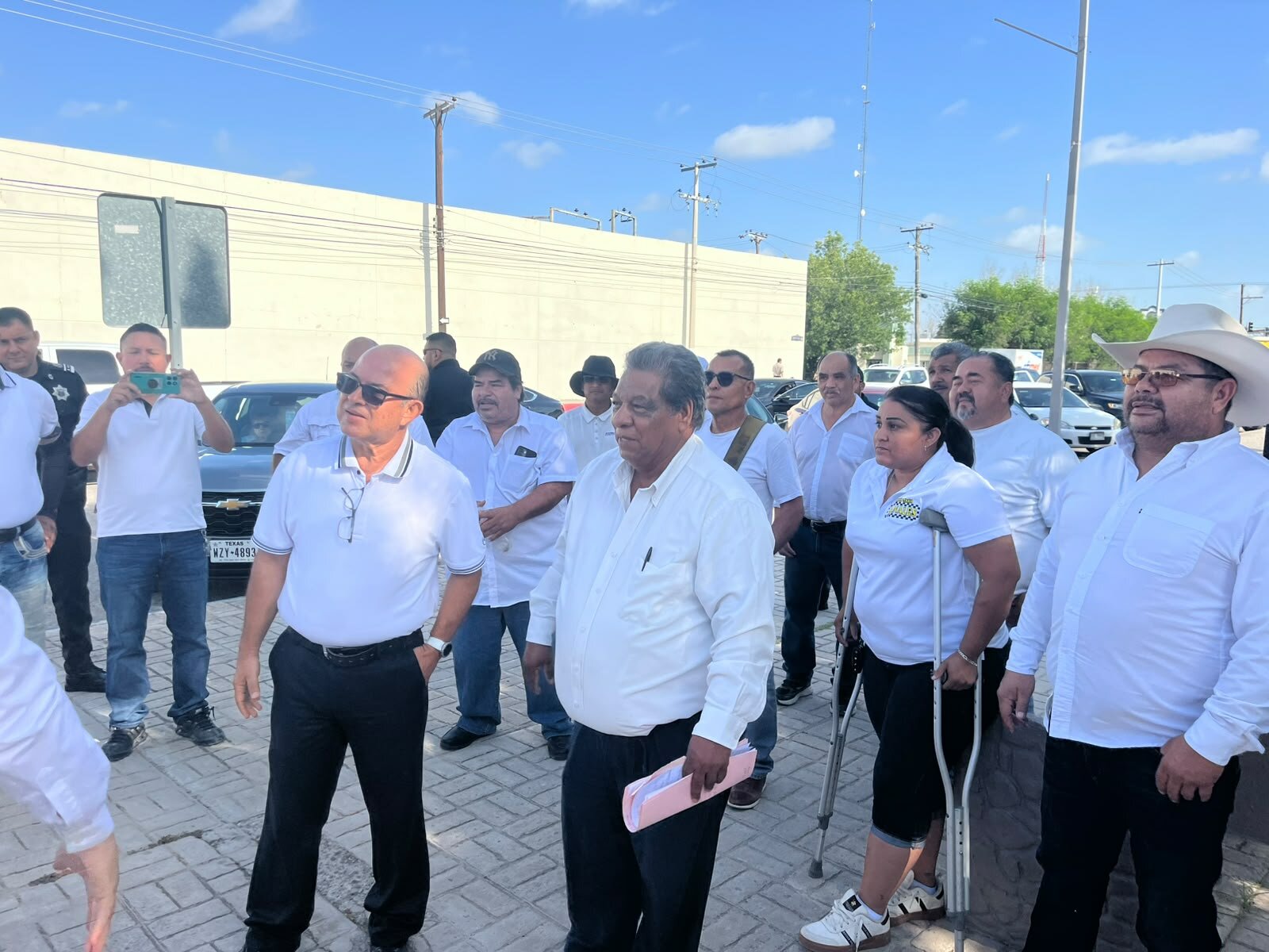 Gremio de taxistas se fractura por las 120 nuevas concesiones y crece la incertidumbre
